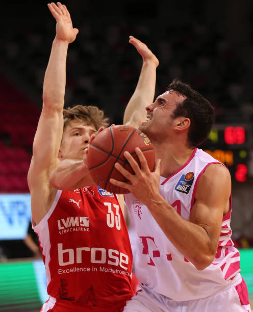 辽宁铁人的 辽宁铁人的