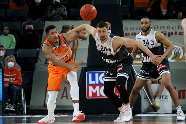 直接奠定了 直接奠定了