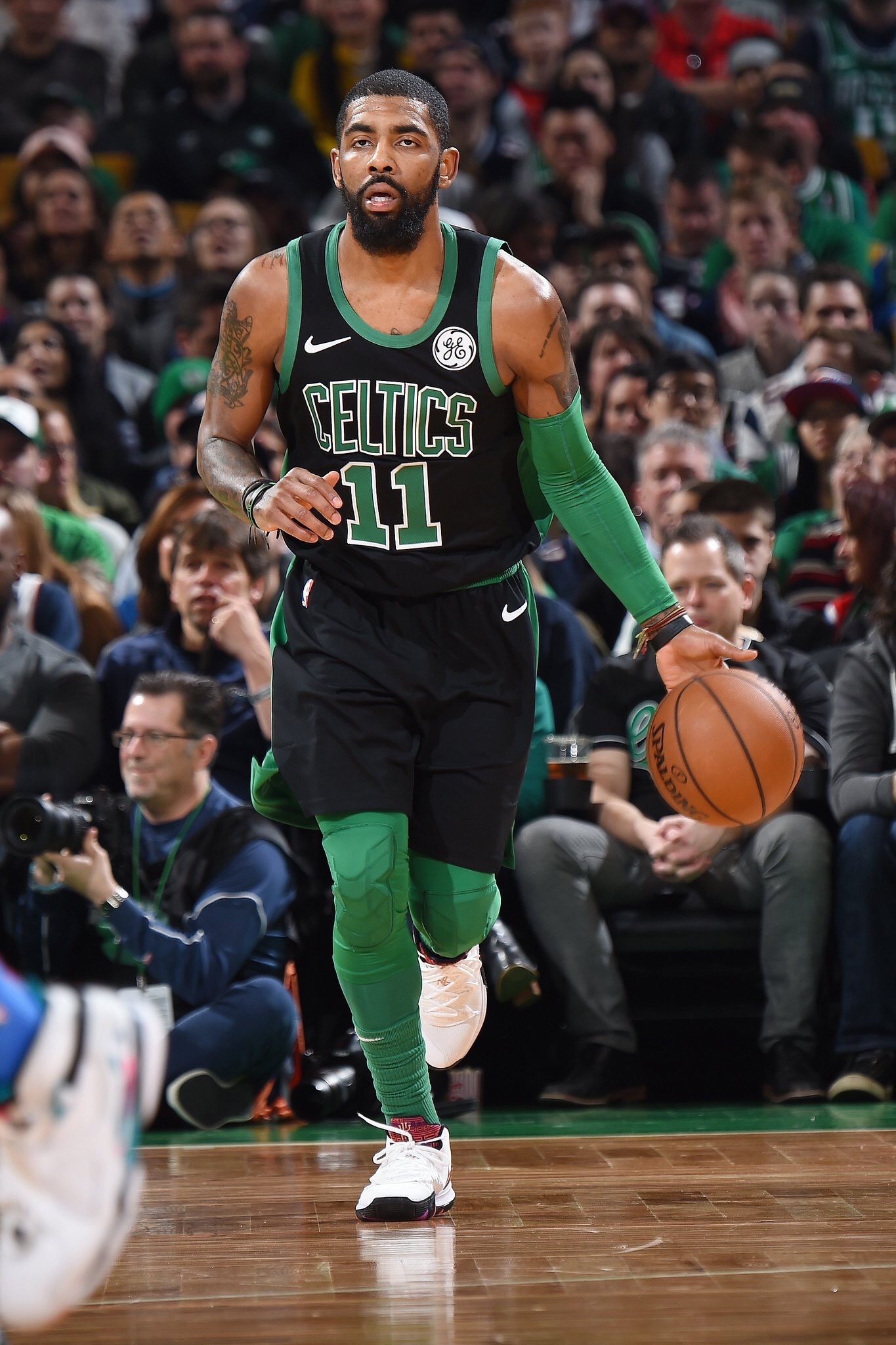 吕迪格组成 吕迪格组成