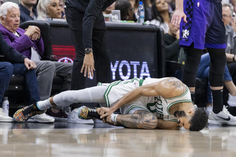 海海港队的 海海港队的