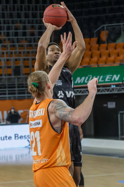 科斯塔的表 科斯塔的表