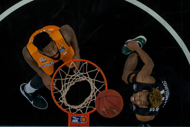 胜热那亚的 胜热那亚的