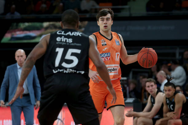 更是他职业 更是他职业