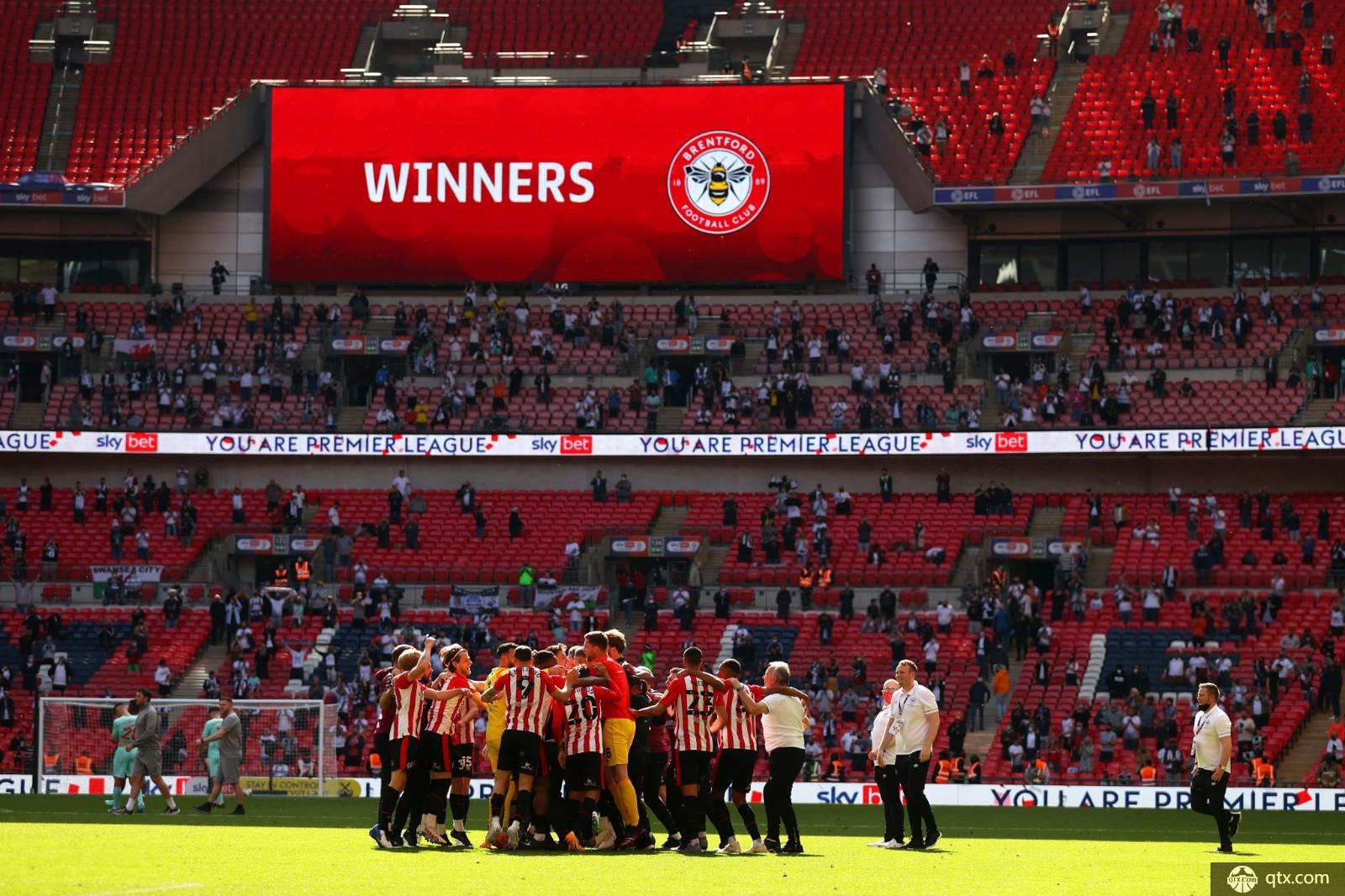 包括冰球 包括冰球